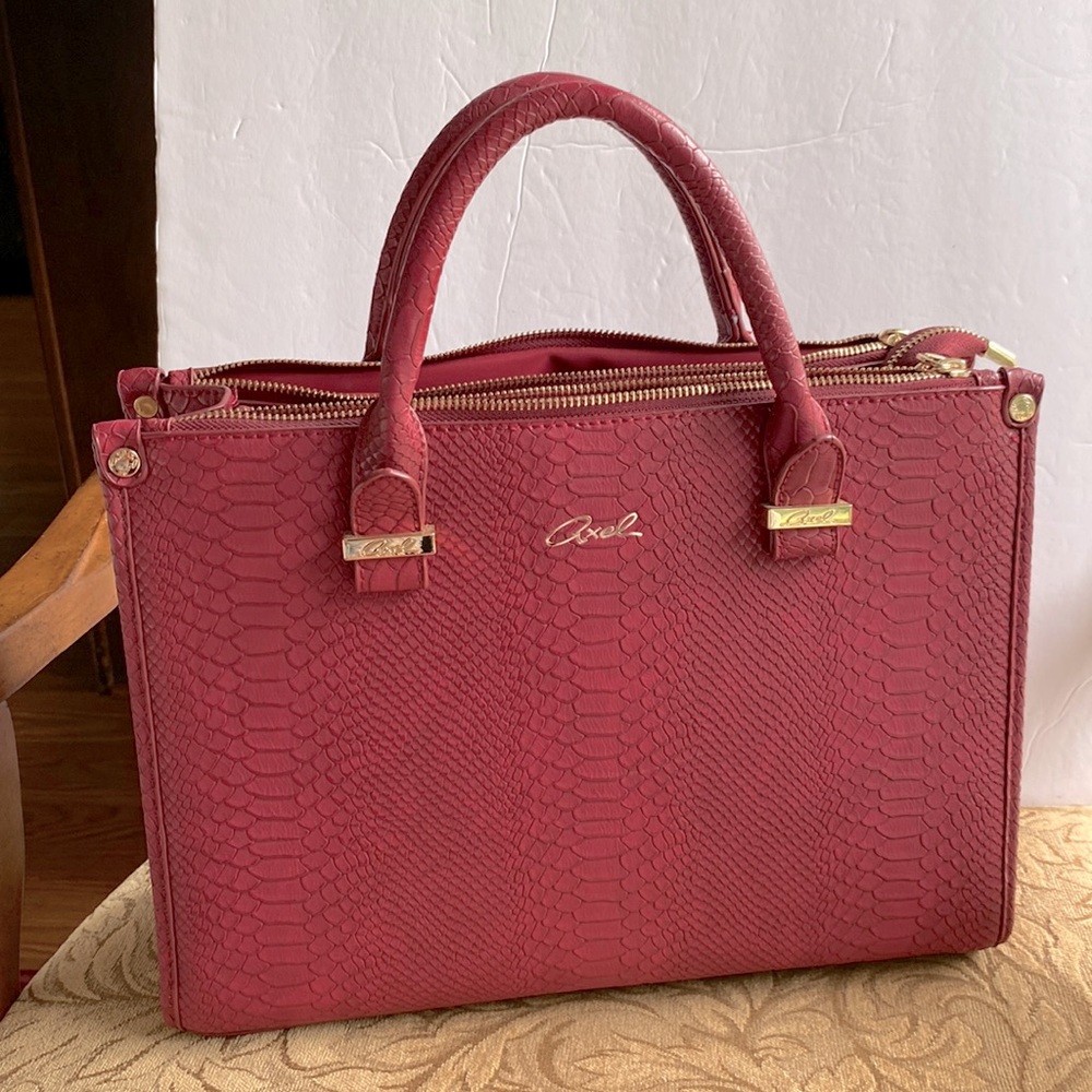 Axel elegant 4 compartments, 3 zipper structured crocodile burgundy  hand bag